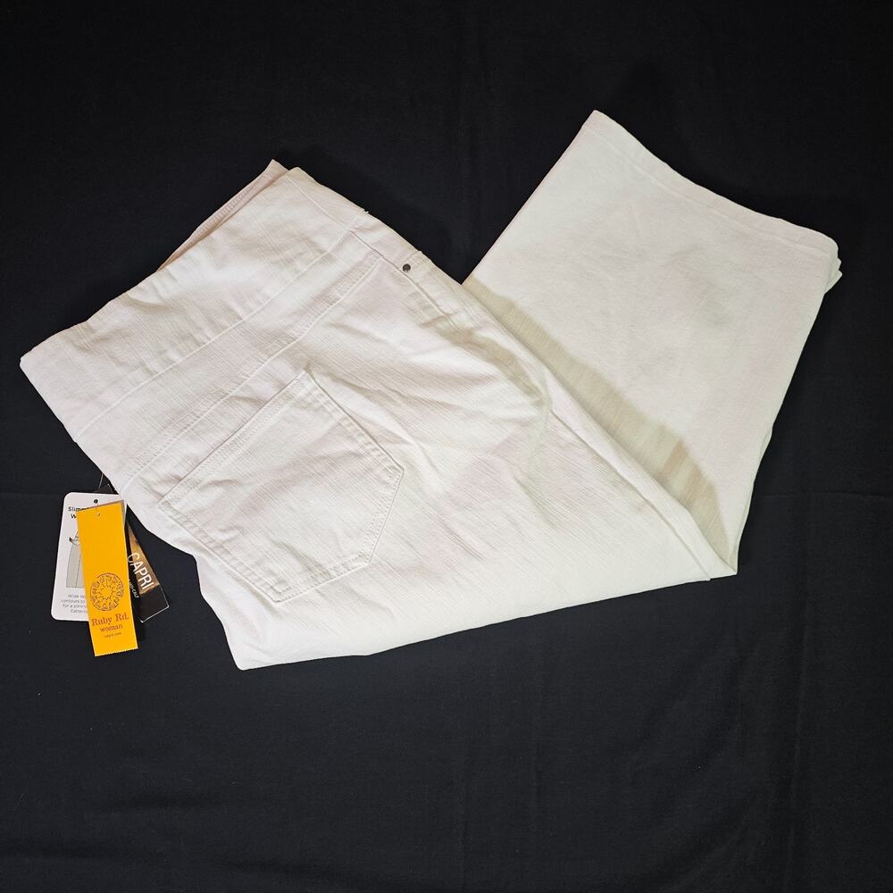 Ruby Rd Women's Capris Pants White Size 22W Pull On Stretch Plus Summer Vacation